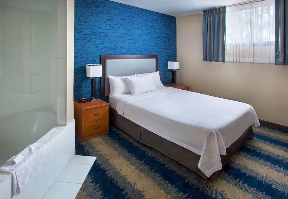 Fairfield Inn By Marriott New York Laguardia Airport/Astoria Exterior foto