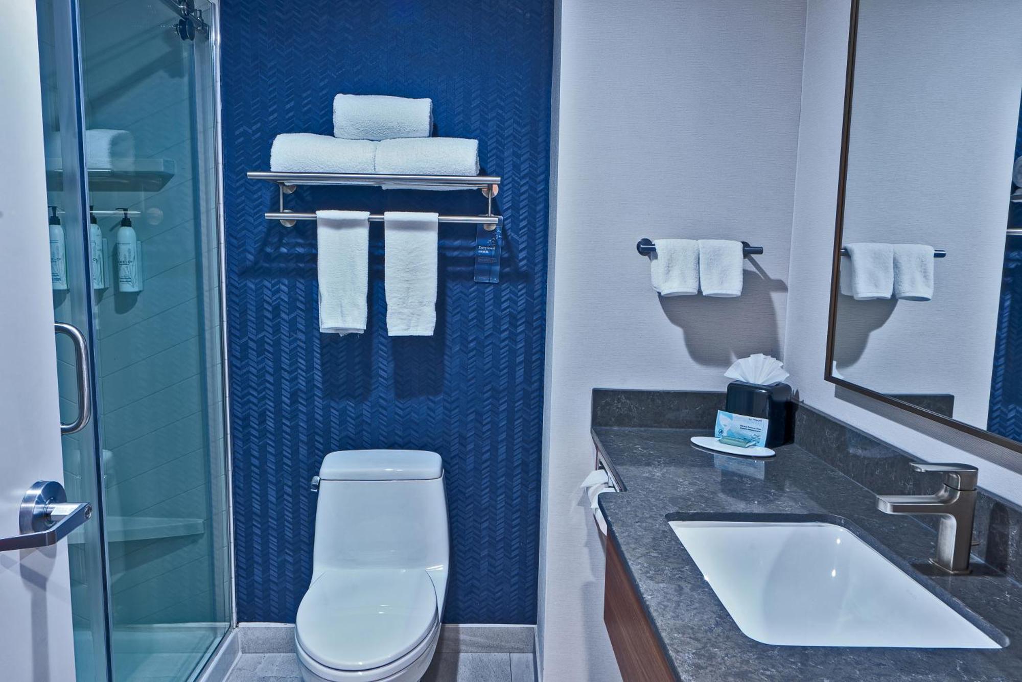 Fairfield Inn By Marriott New York Laguardia Airport/Astoria Exterior foto