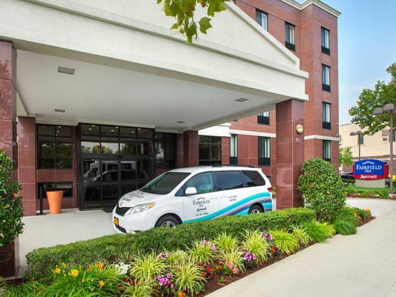 Fairfield Inn By Marriott New York Laguardia Airport/Astoria Exterior foto